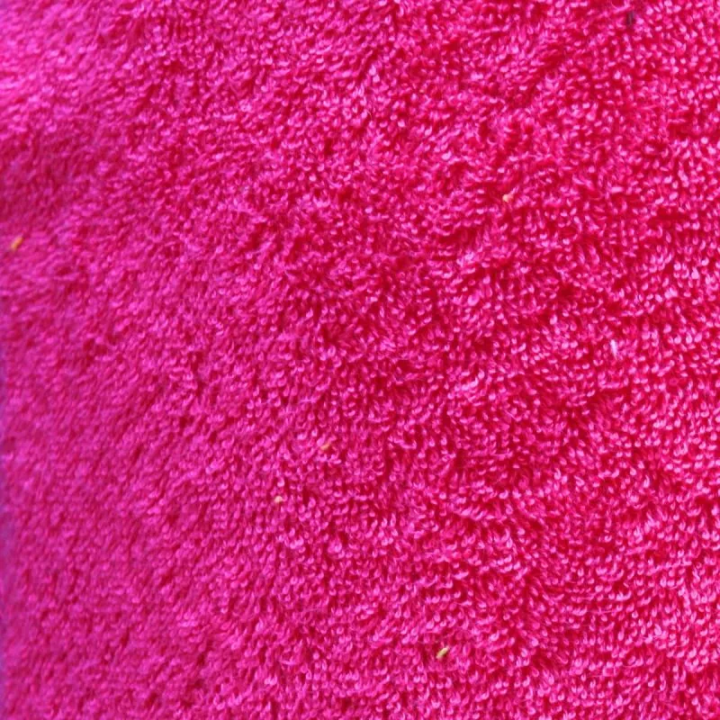 Tissus éponges de couleur fuchsia