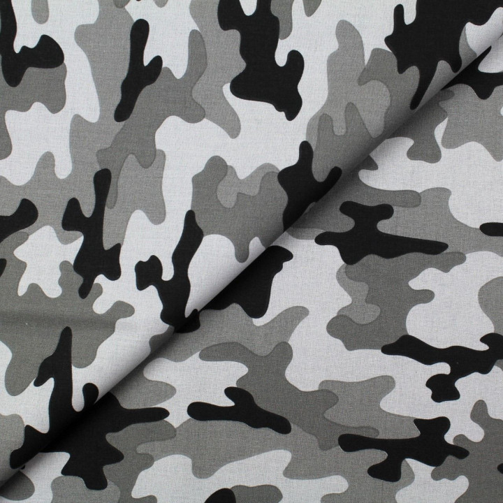 Tissu coton gris imprimé camouflage noir