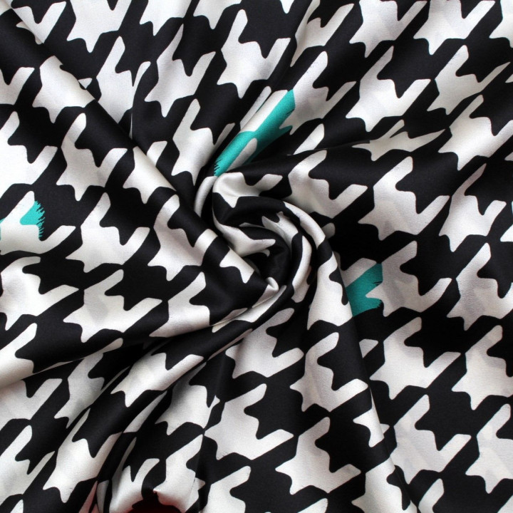 Tissu satin de soie noir imprimé pied de poule blanc - Made in Italy