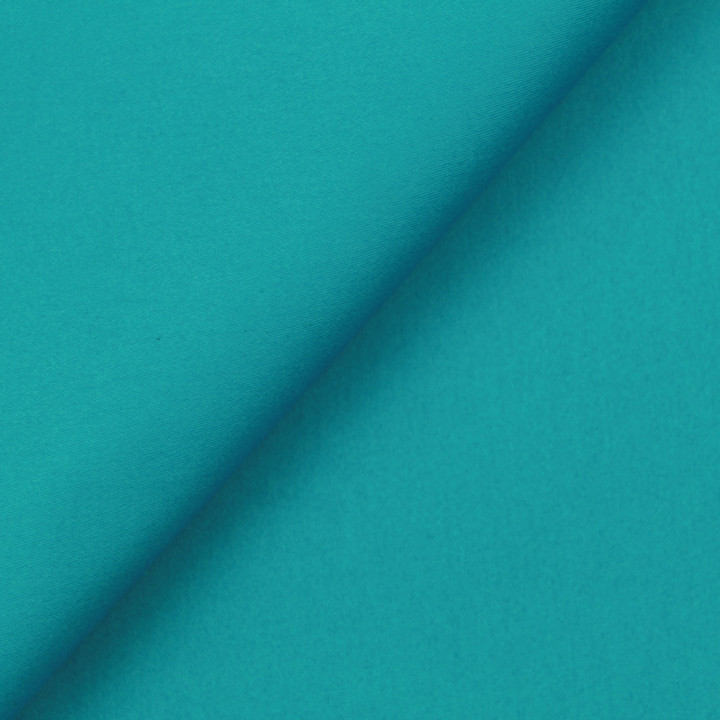 Tissu coton satiné bleu claire uni