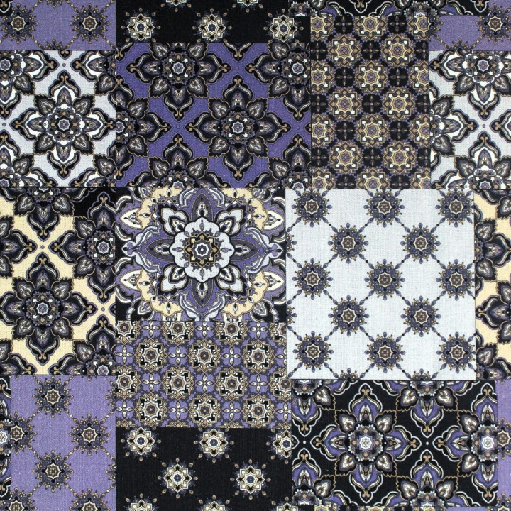 Tissu en coton bleu nuit imprimé boules de Noël - Parfait pour vos créations festives