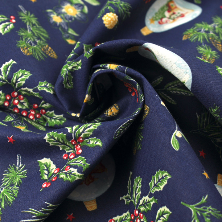 Tissu en coton bleu nuit imprimé boules de Noël - Parfait pour vos créations festives