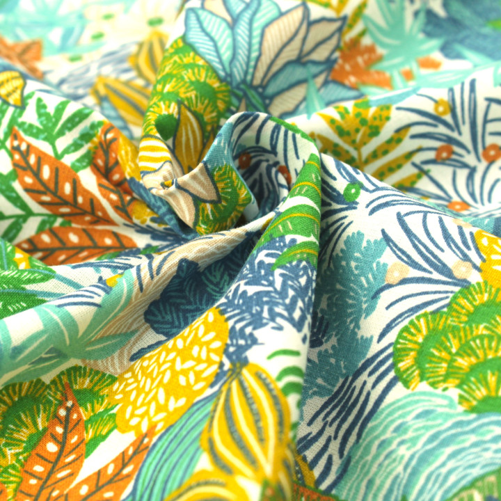 Tissu Coton Blanc : Imprimé Floral Multicolore pour des Créations Uniques