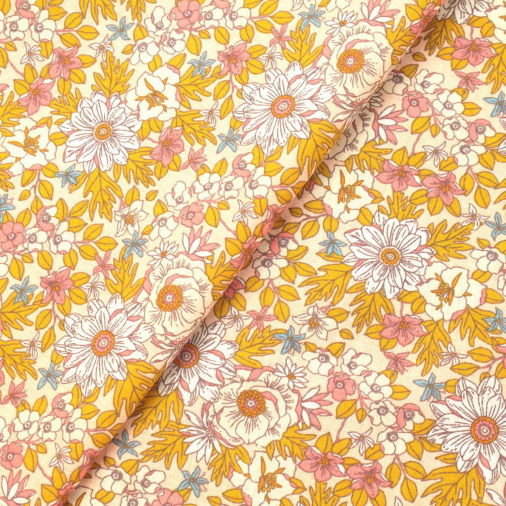 Tissu Coton Rose : Motifs de Fleurs Rose, Blanc et Bleu Clair