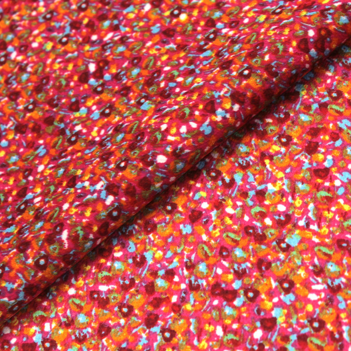 Tissu Mousseline Transparent Imprimé rouge Multicolore à Motifs Floraux – Léger, Fluide et Idéal pour Créations Élégantes