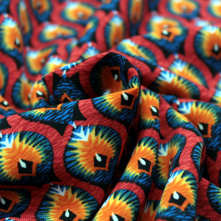 Tissu Rouge à Motifs Géométriques Bleu et Orange