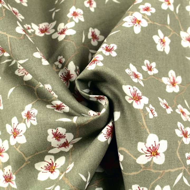 Tissu en Coton Blanc Uni avec Motifs Floraux Noirs pour Chemise
