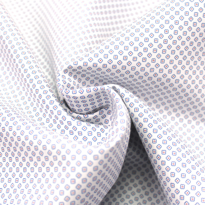 Tissu en Coton Blanc Uni avec Motifs Petits Carreaux Bleu et Rouge pour Chemise - Parfait pour la Couture et le DIY