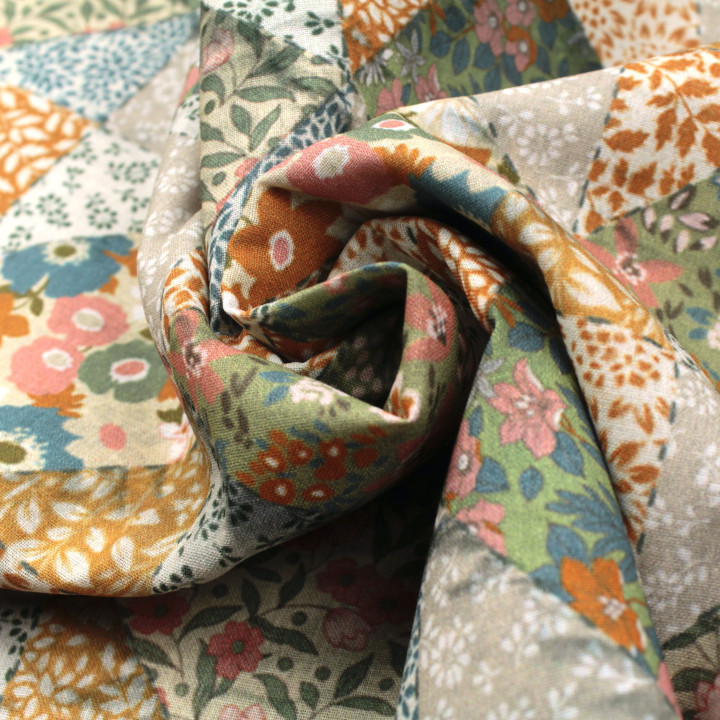 Tissu en Coton Bleu Marine avec Motifs Floraux de Petites Fleurs Blanches pour Chemise