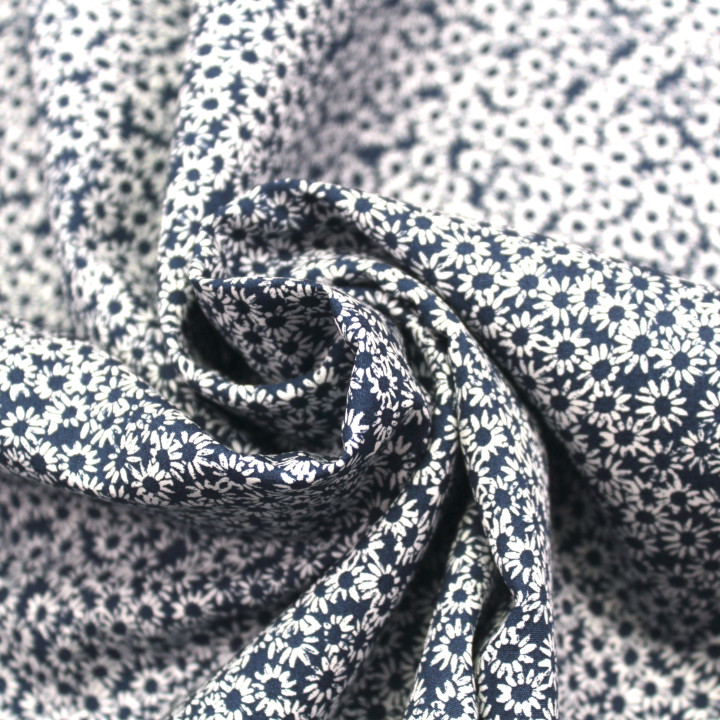 Tissu en Coton Bleu Marine avec Motifs Floraux de Petites Fleurs Blanches pour Chemise