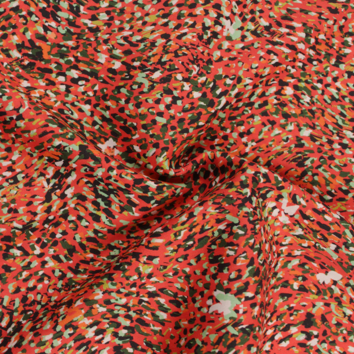 Tissu à motif géométrique multicolore – Rouge, noir, vert et blanc – Moderne et facile à coudre