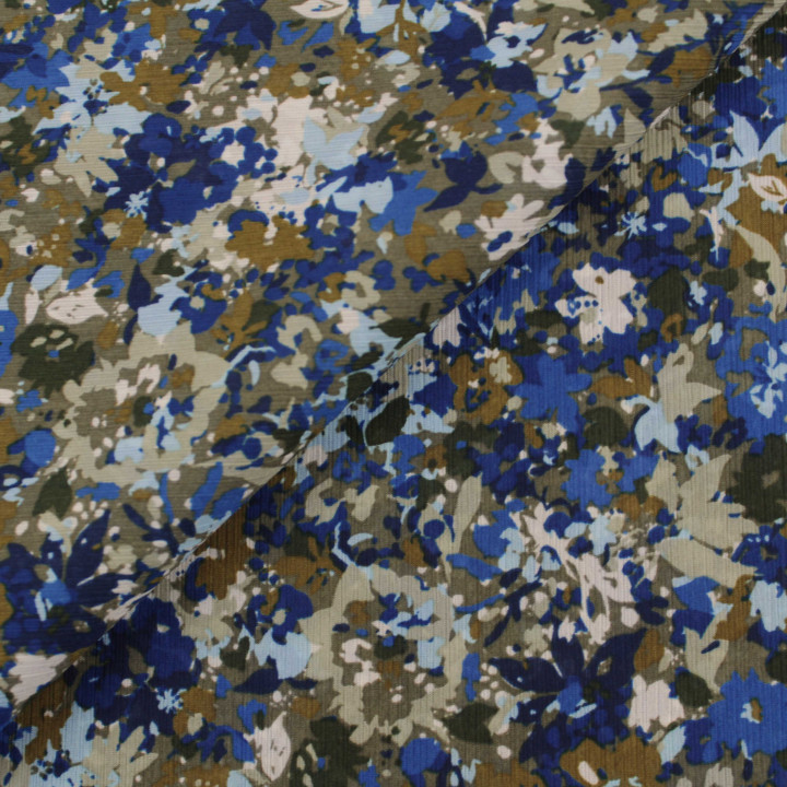 Tissu mousseline de polyester imprimé floral bleu, blanc et kaki – Léger, transparent et fluide