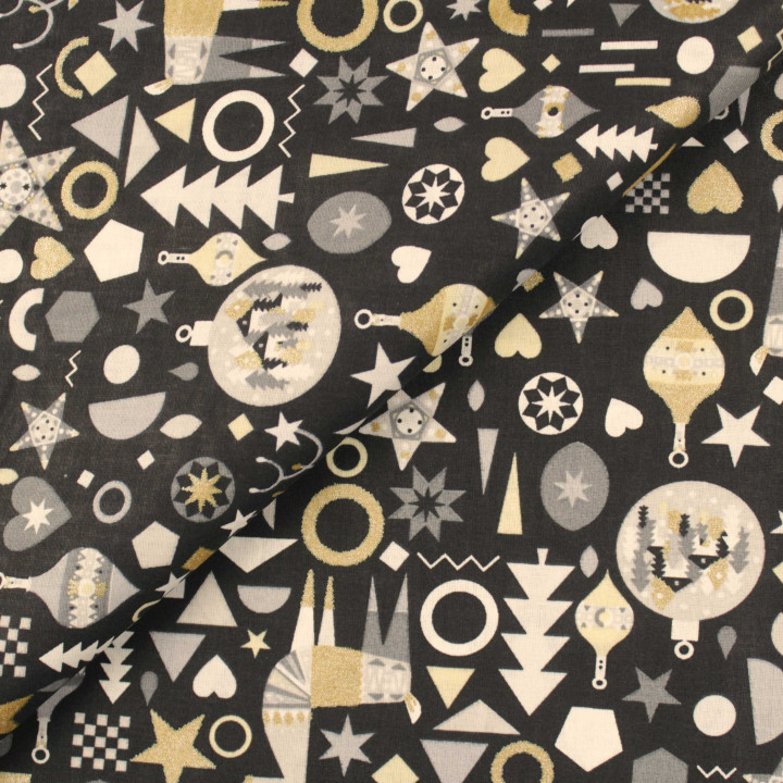 Tissu coton noir motifs cerfs et boules de Noël – Élégance et esprit festif