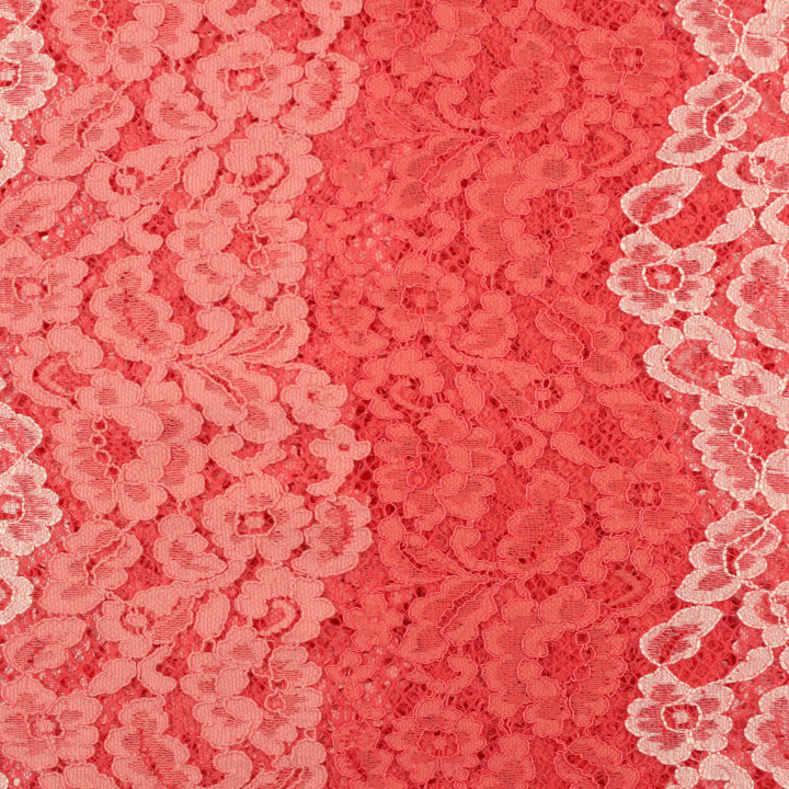 Tissu Dentelle Traditionnelle Imprimée Floral Blanc, Rose et Corail – Élégante & Délicate