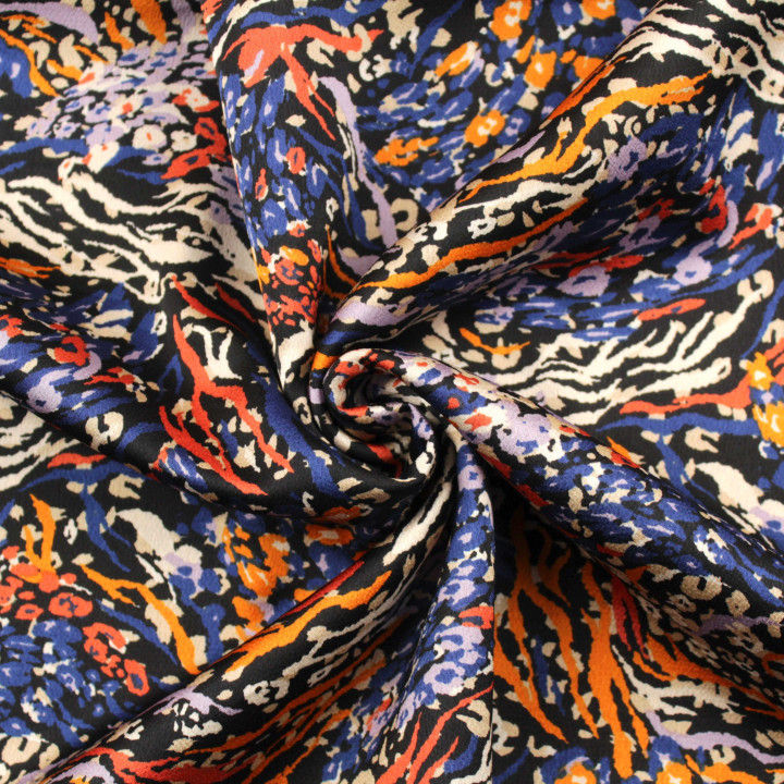 Tissu satin noir imprimé abstrait orange, jaune, bleu et blanc – Coupon tissu élégant