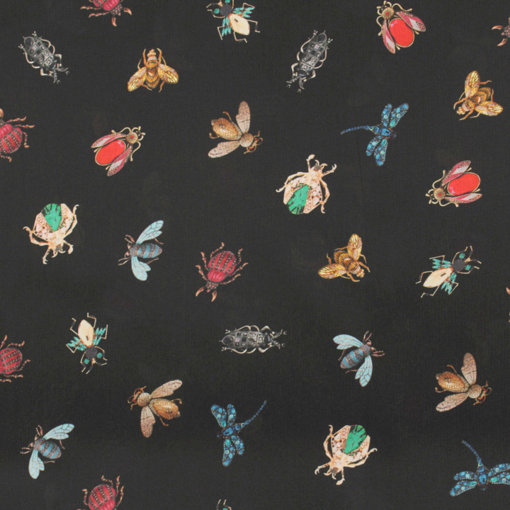 Tissu satin noir brillant imprimé insecte multicolore – Coupon tissu original et élégant