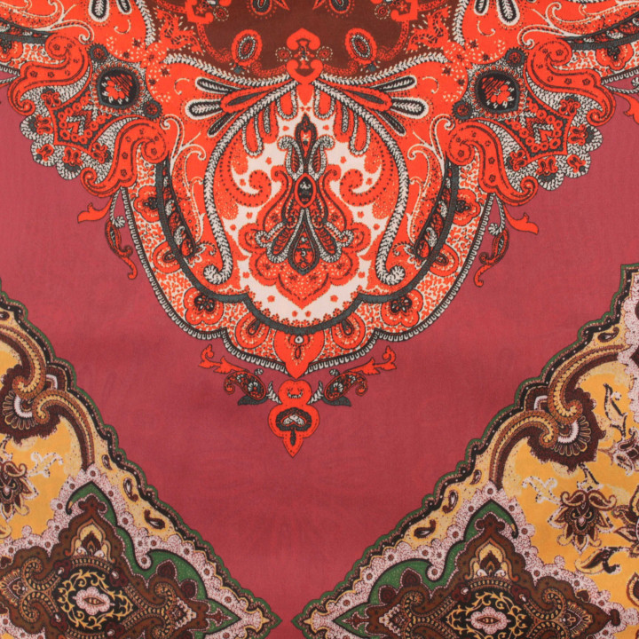 Tissu satin bordeaux imprimé géométrique oriental jaune et rouge – Haute qualité