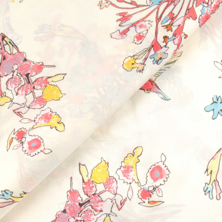 Tissu satin blanc cassé imprimé colibris et fleurs – Coupon haute qualité