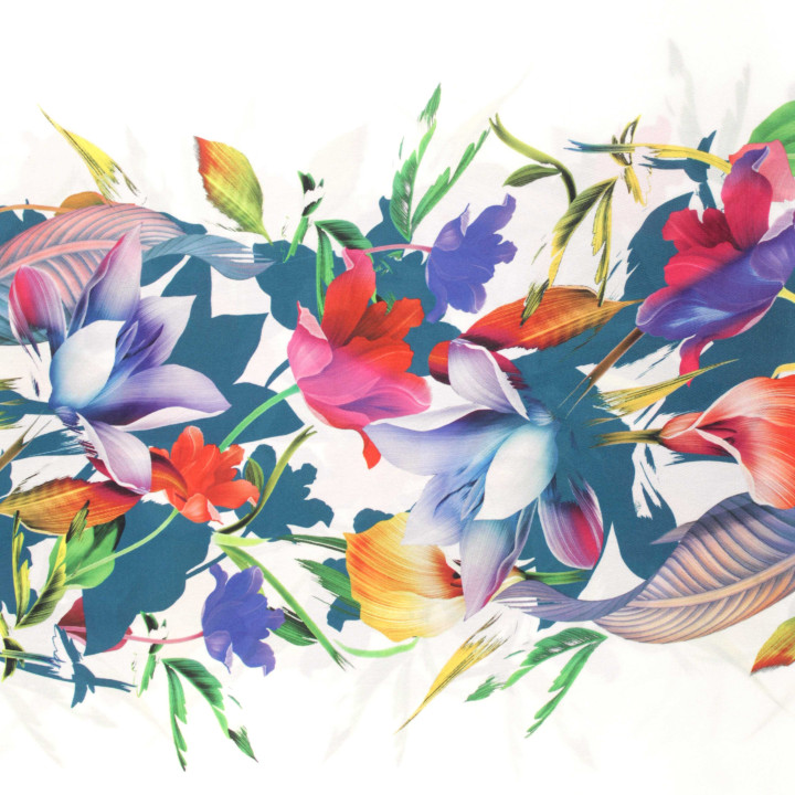 Coupon de tissu satin blanc polyester imprimé floral multicolore moderne