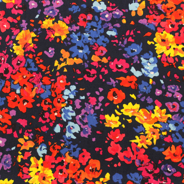 Coupon de tissu polyester noir imprimé floral multicolore