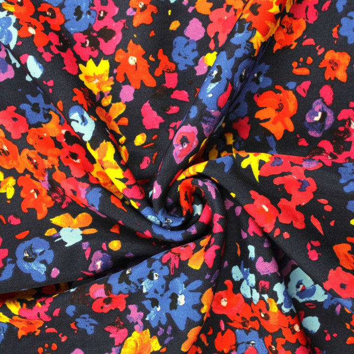 Coupon de tissu polyester noir imprimé floral multicolore