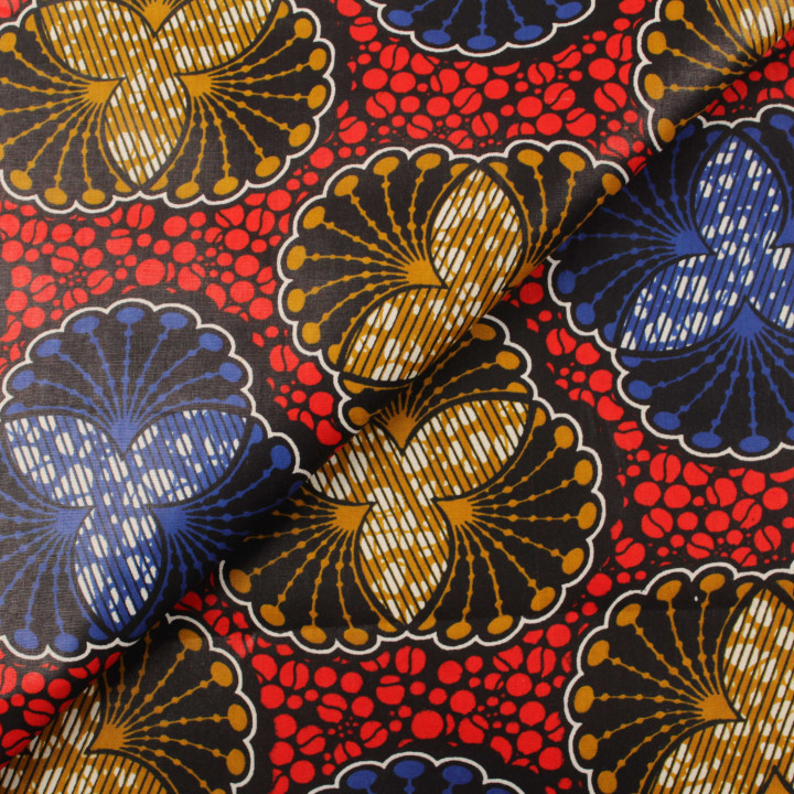 Coupon de tissu coton wax non ciré imprimé géométrique rouge, bleu, orange, marron et noir