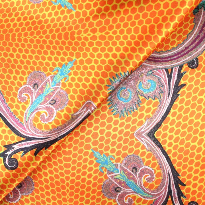 Tissu Coupon Polyester Cachemire Orange Satiné Rigide