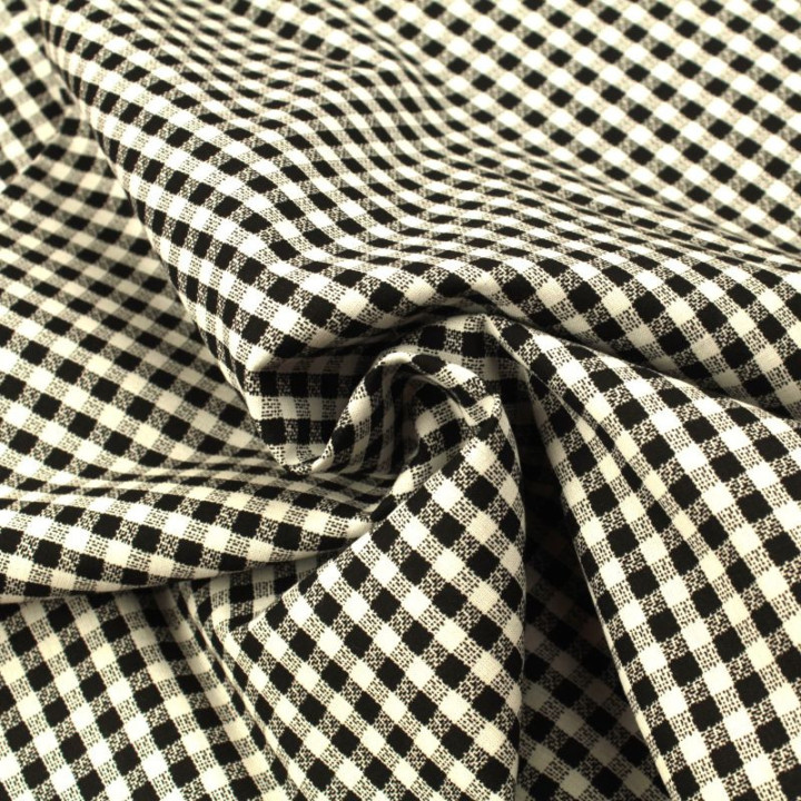 Tissu Vichy blanc à petits carreaux noir et blanc